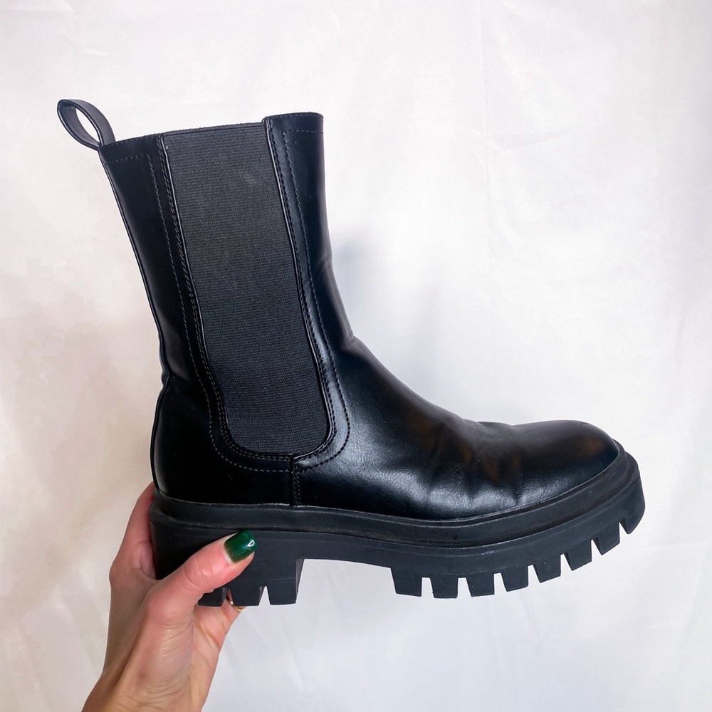 Boot- Black - Picture 4 of 6